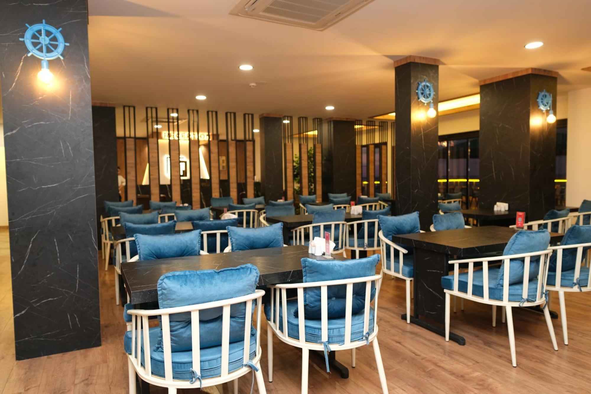 The Marine Hotel ทรับซอน ภายนอก รูปภาพ